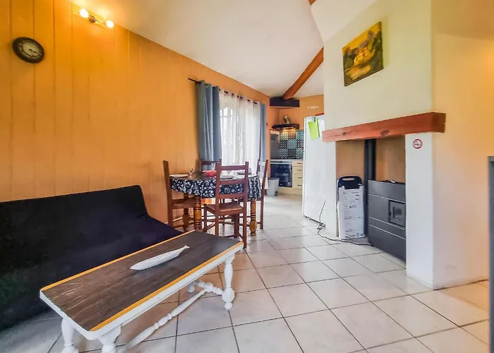 Stunning In Eyraud-crempse-maurens